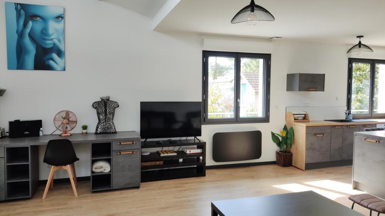 Villa Papillon***. Location Appartement 1Er Etage. Ронс-ле-Бен Екстериор снимка